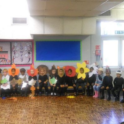 Year 1P's Assesmbly – The Rosary/Science Topic